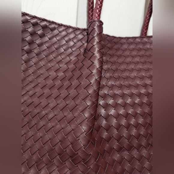 NWT Lulu Dharma Large Tote - Picture 3 of 15